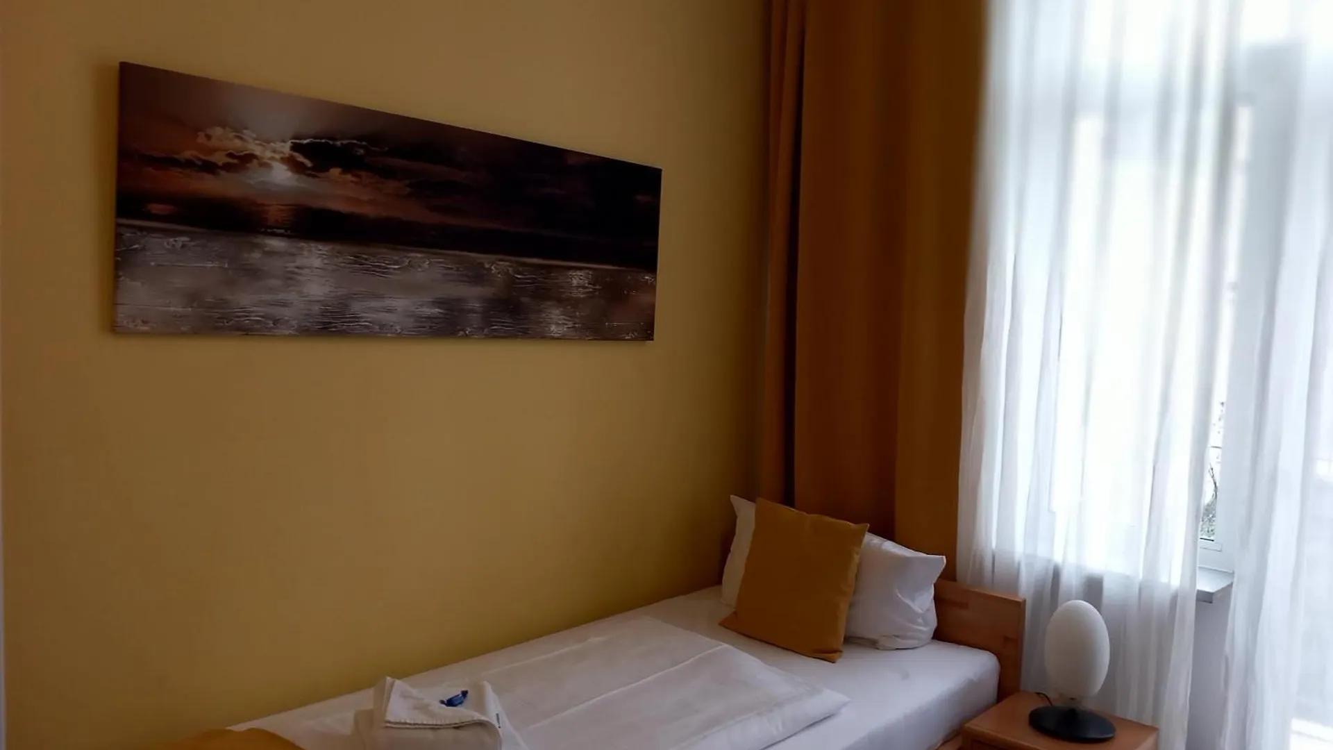 Hotel Karolinger Dusseldorf